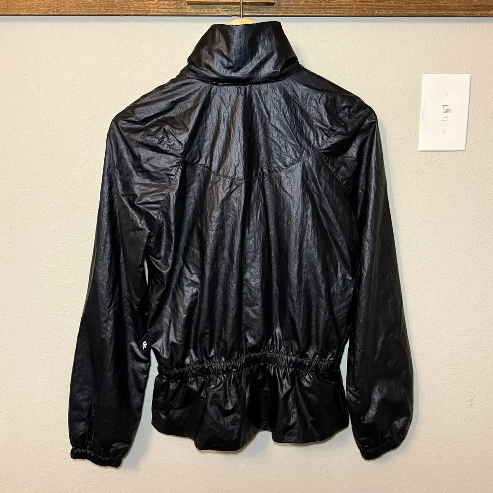 Lululemon Stronger as One Jacket *lululemon X Barrys Matte Black Foil Size 2